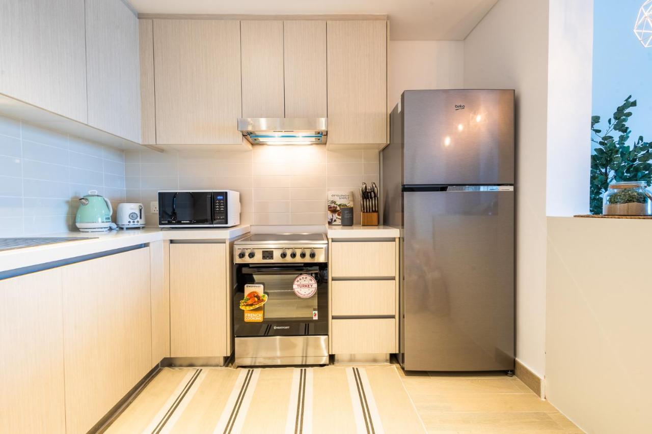 Voyage'S Stylish 1Br At Waters Edge Apartment Abu Dhabi Exterior photo