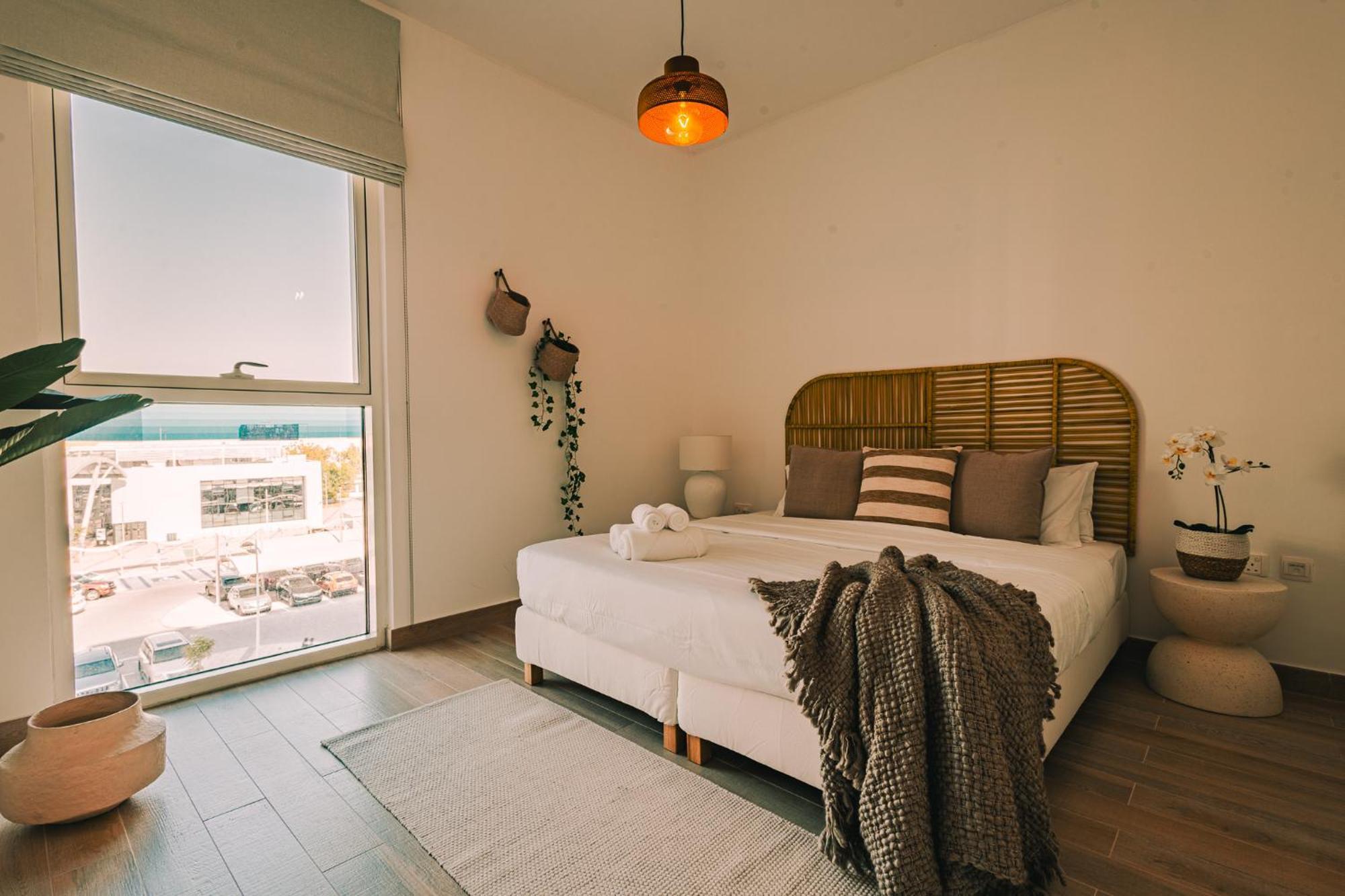 Voyage'S Stylish 1Br At Waters Edge Apartment Abu Dhabi Exterior photo